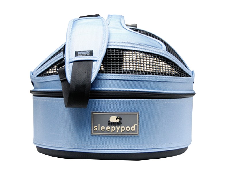 Sleepypod Mini  กระเป๋าสะพายขึ้นเครื่องบิน / รถยนต์ (Sky Blue)